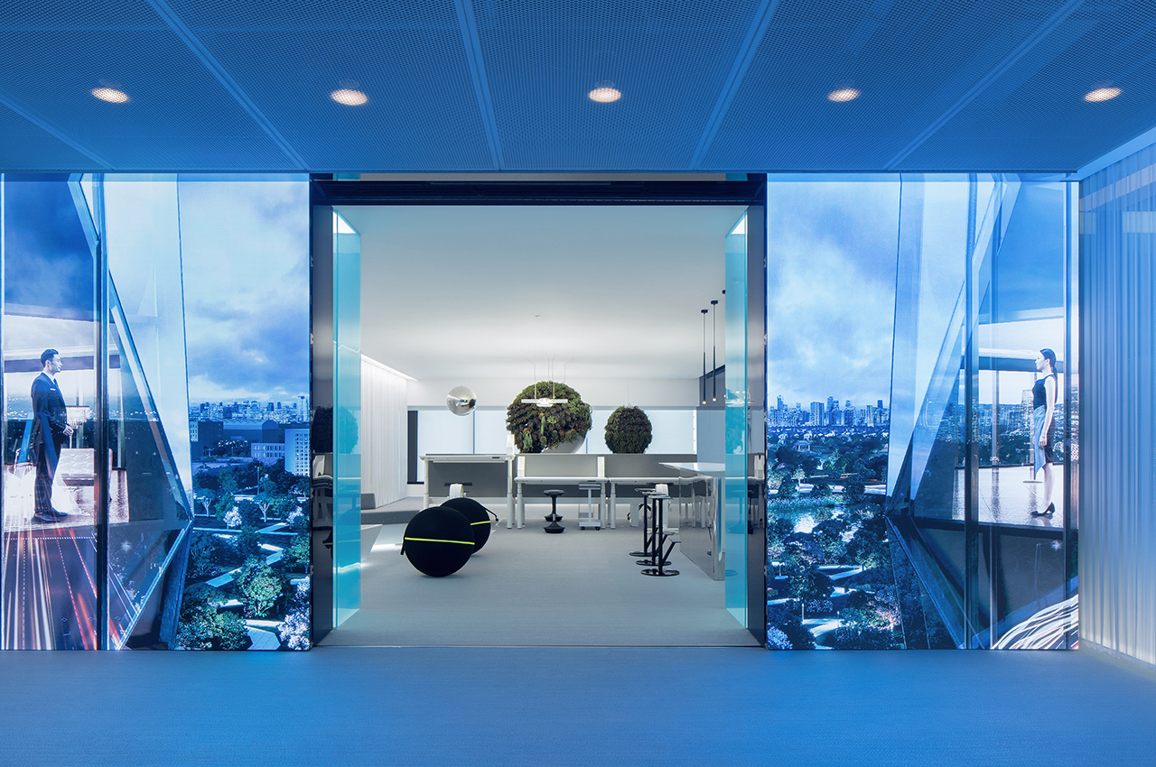 FUTURE WISDOM SHOWROOM